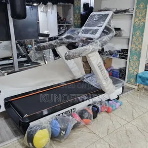 6HP Gym Treadmill 18.5-Inch Screen 0-15 Incline