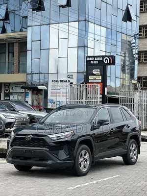 Toyota RAV4 XLE AWD 2024 Black