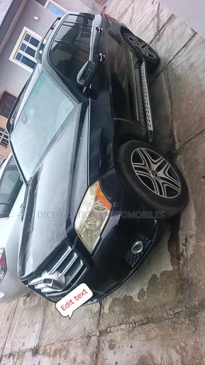 Mercedes-Benz GLK-Class 350 2010 Black