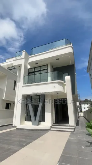 Furnished 5bdrm Duplex in Lekki Phase 1 for sale