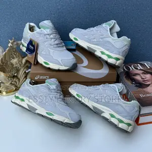 High Quality Luxury Original Asics Sneakers