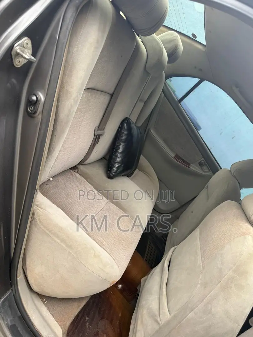 Toyota Corolla 2007 Gray