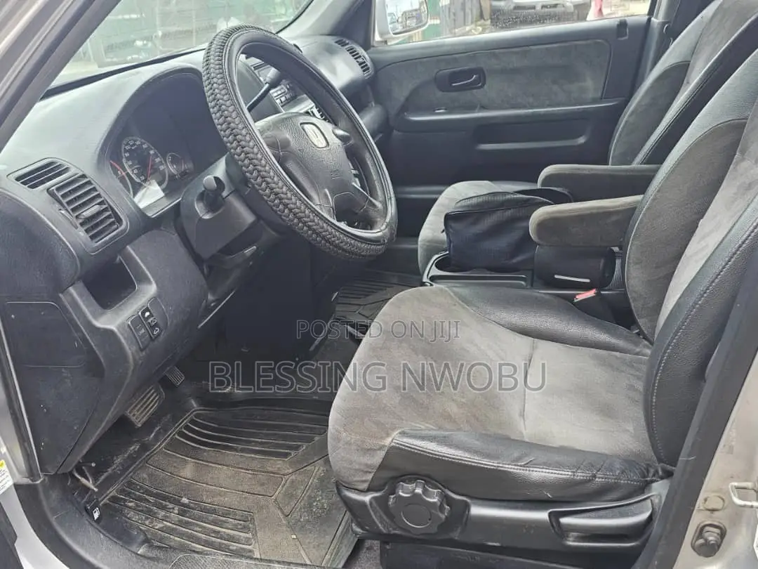 Honda CR-V 2002 Silver