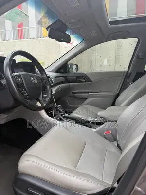 Honda Accord EX-L w/Navigation 4dr Sedan (2.4L 4cyl CVT) 2015 Gray
