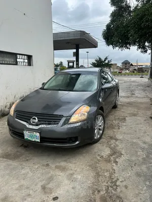 Nissan Altima 2008 Gray