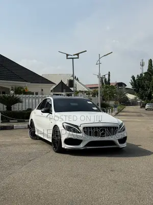 Mercedes-Benz C43 4Matic Sedan AWD (3.0L V6 9AM) 2017 White
