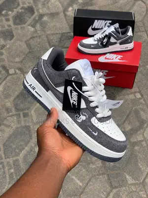 Nike Air Cross ( Chunky Lace )