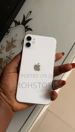 Apple iPhone 11 64 GB White