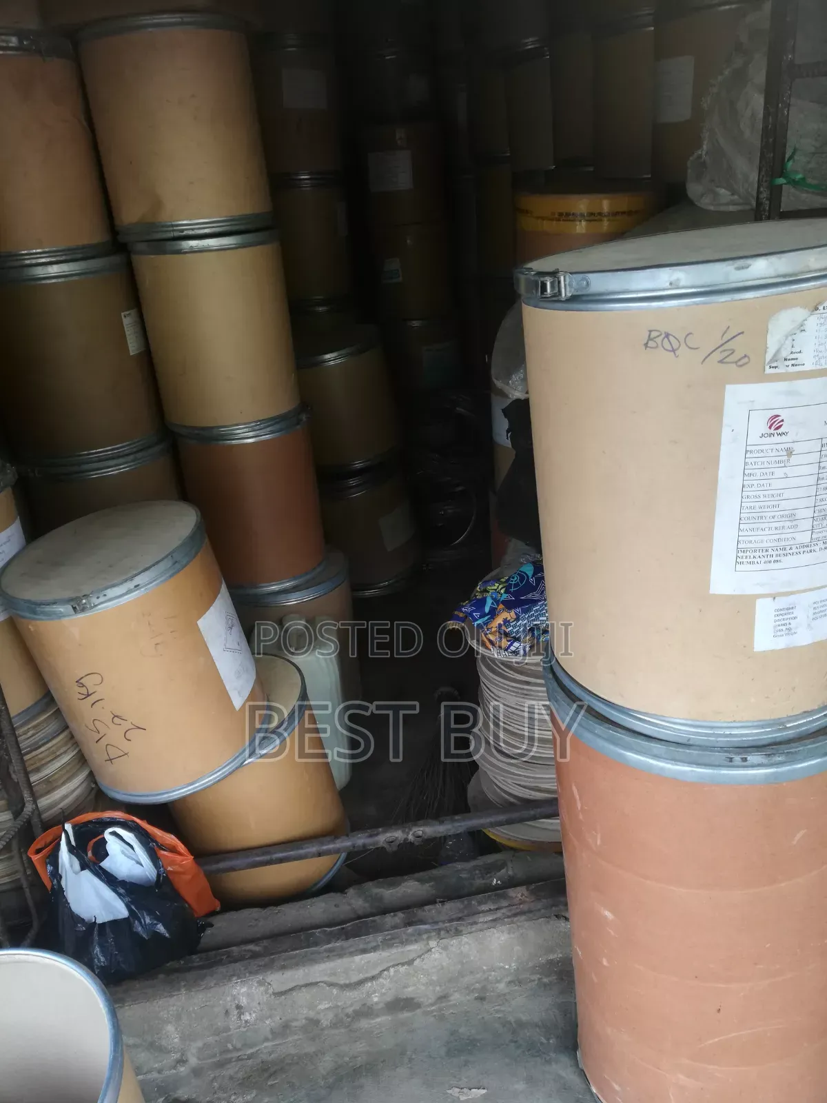 Heavy-Duty Fiber Storage Drum With Lockable Lid