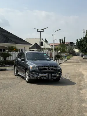 Mercedes-Benz M Class ML 350 4Matic 2013 Gray