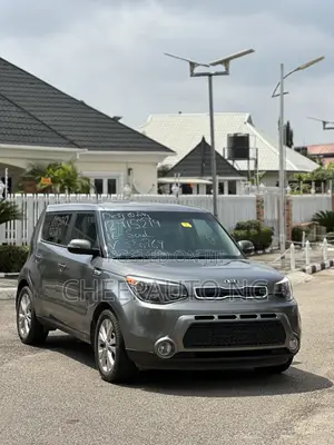 Kia Soul Hatchback 2016 Brown