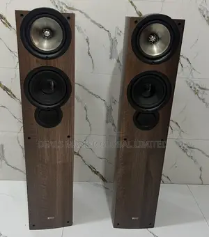 UK Used-New Immaculate KEF iQ50 Floor Standing Studio Hi-Fi Speakers