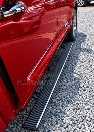 Automatic Side Step Toyota Tundra 2025 (Electric Foldable)
