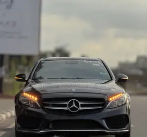 Mercedes-Benz C400 2016 Black