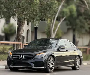 Mercedes-Benz C400 2016 Black