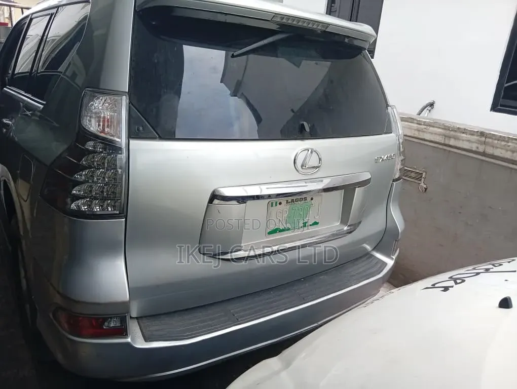 Lexus GX 2014 Silver