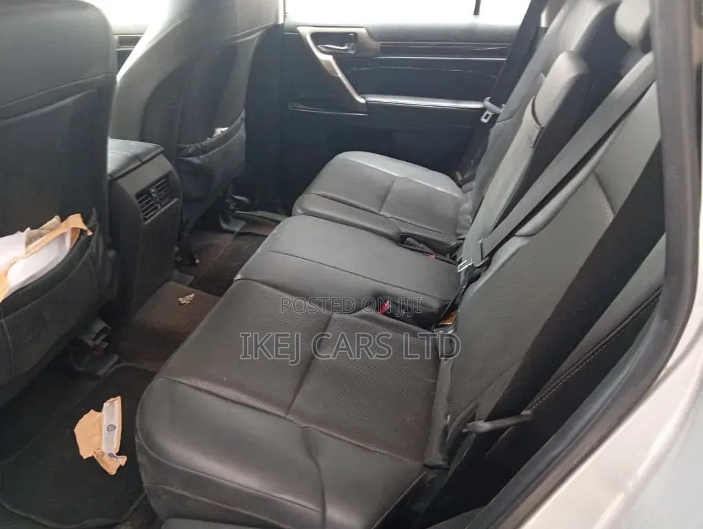Lexus GX 2014 Silver