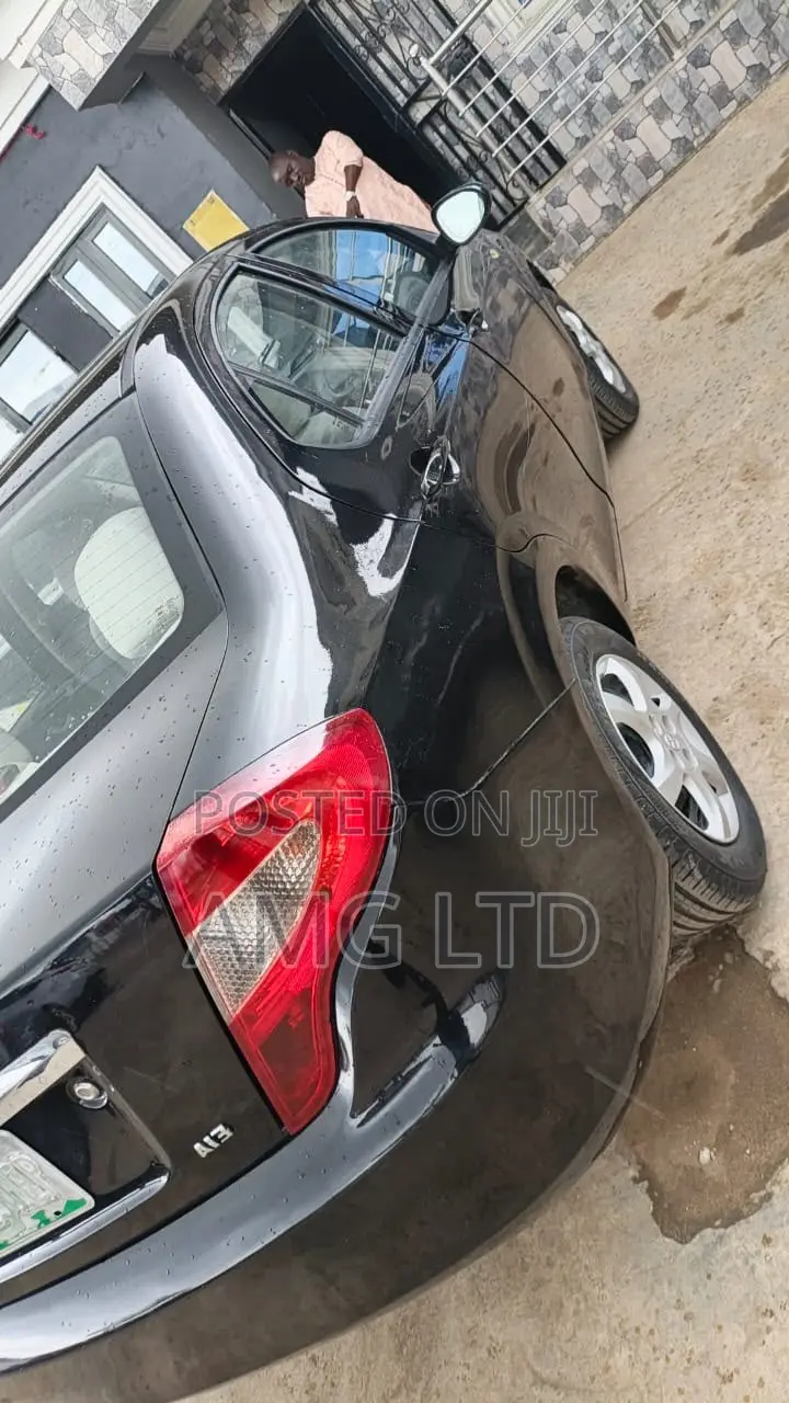 JAC S5 2010 Black
