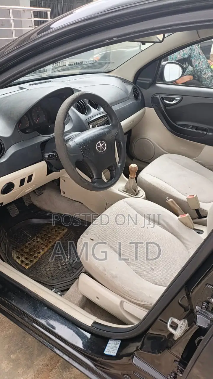 JAC S5 2010 Black
