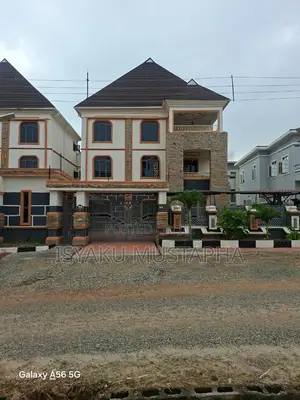 7bdrm Duplex in Citec Estate, Mbora for rent