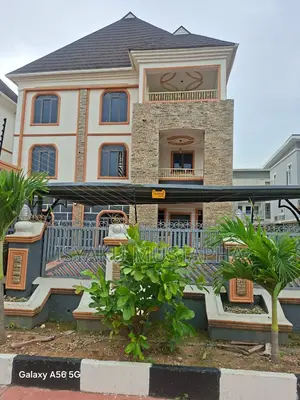 7bdrm Duplex in Citec Estate, Mbora for rent