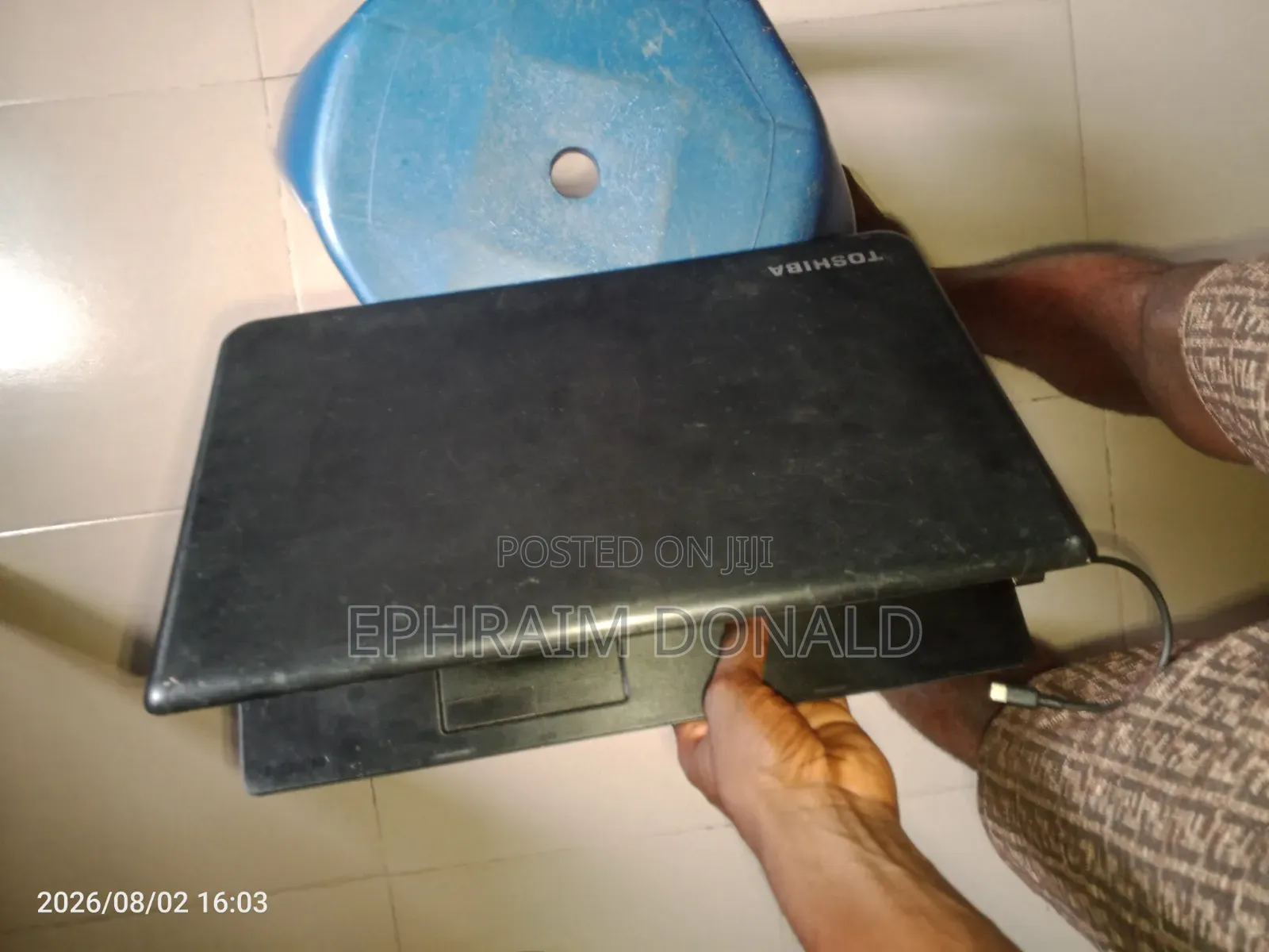 Laptop Toshiba C50 4GB Intel Pentium HDD 350GB