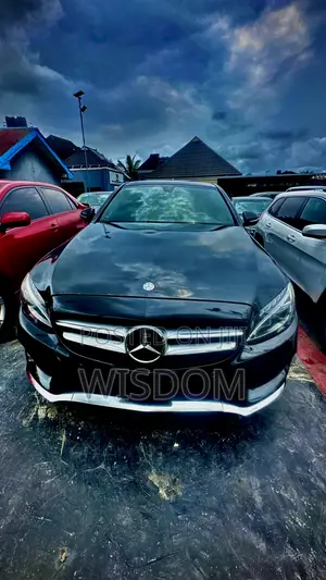 Mercedes-Benz C400 2016 Black