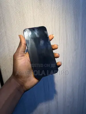 Apple iPhone 16 Plus 128 GB Black