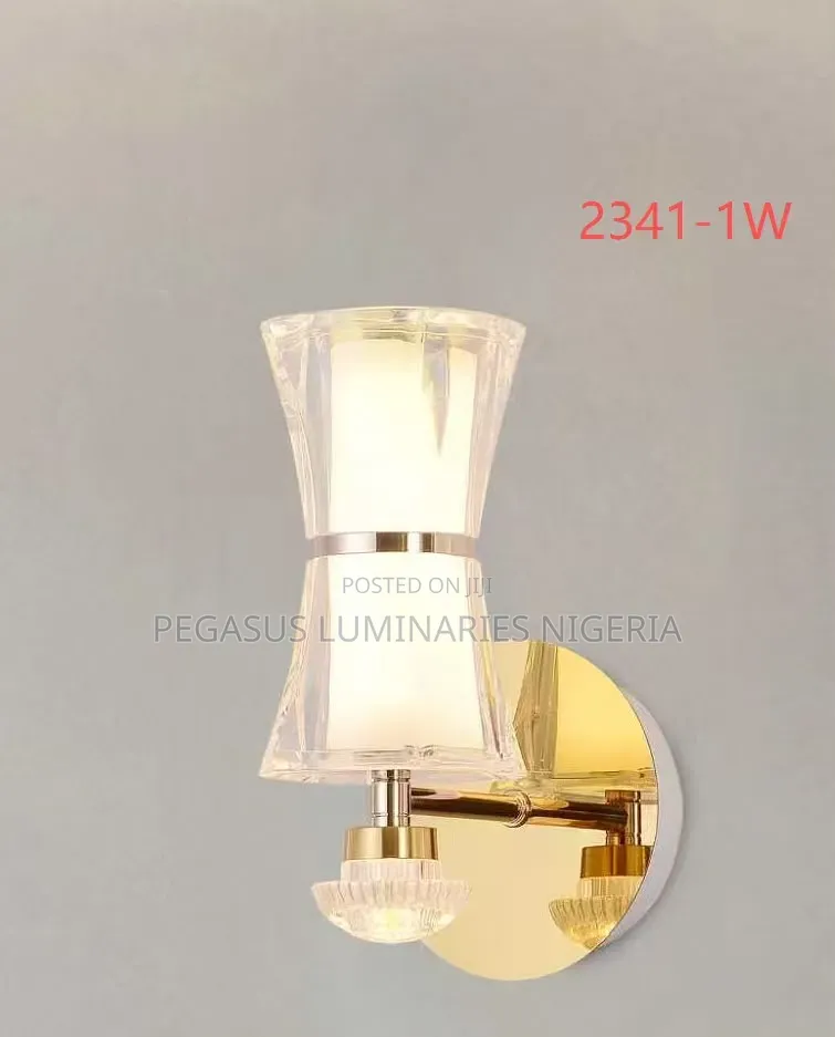 Gold LED Wall Lamp