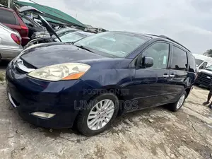 Toyota Sienna 2008 Blue