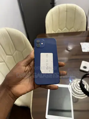 Apple iPhone 12 64 GB Blue