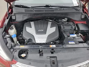 Hyundai Santa Fe 2016 Red