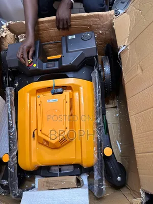 Push Behind Road / Street Sweeper