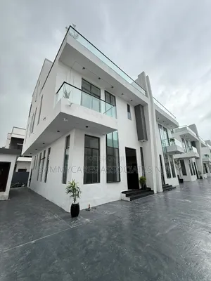 Furnished 5bdrm Duplex in Lekki Phase 2 for sale