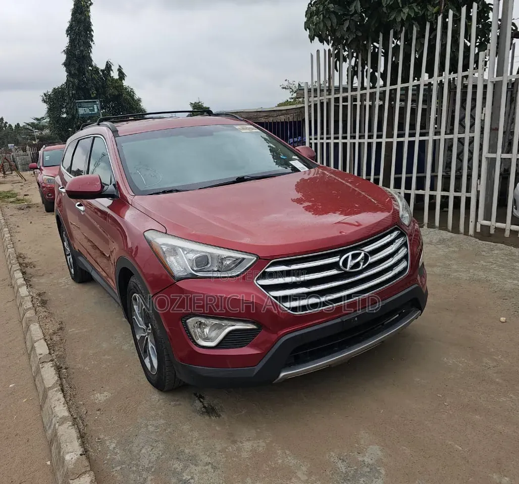 Hyundai Santa Fe 2016 Red