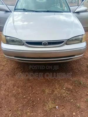 Toyota Corolla 1998 Silver