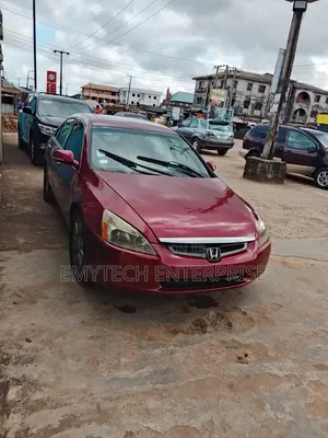 Honda Accord 2005 Red