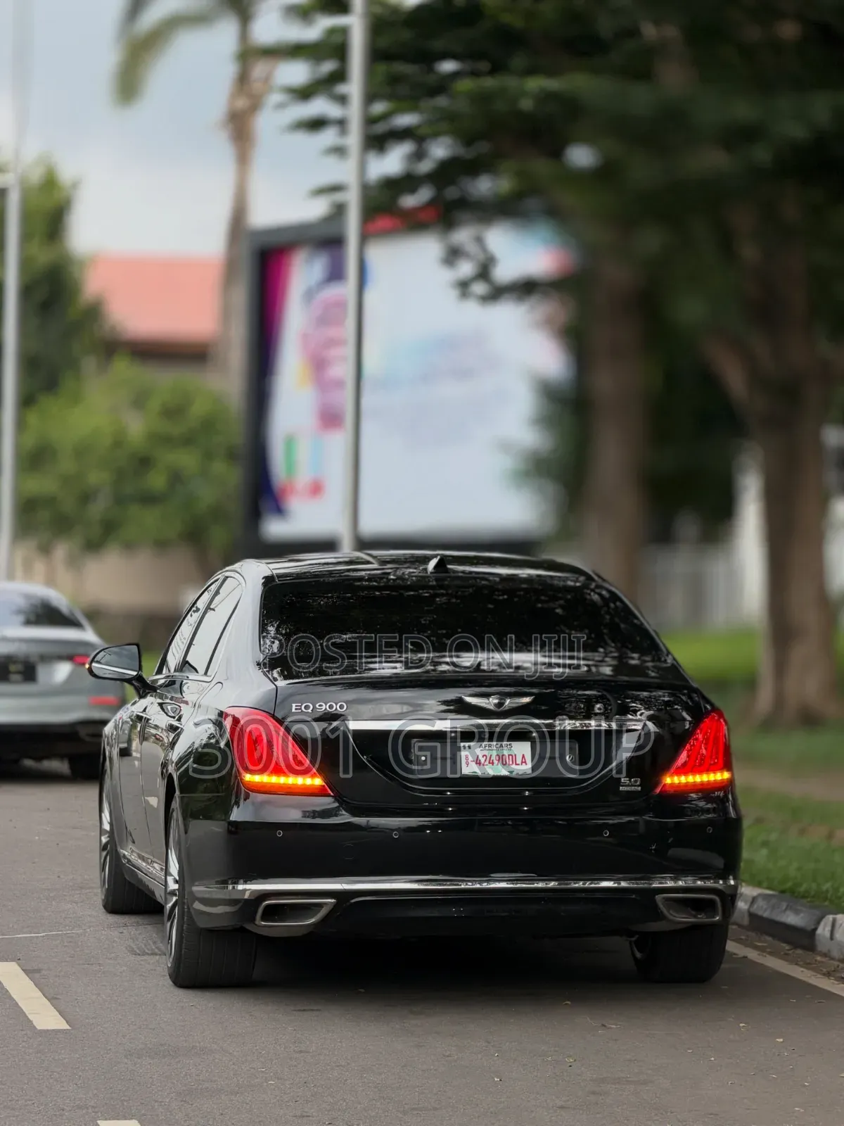 Genesis G90 2016 Black