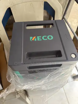 MECO 2kWh (2000Wh) Solar Generator / 1200W Portable Power Station