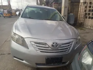 Toyota Camry LE 4dr Sedan (2.4L 4cyl 5A) 2008 Silver
