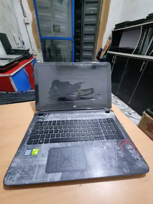 Laptop HP Pavilion 15 16GB Intel Core i5 SSD 256GB