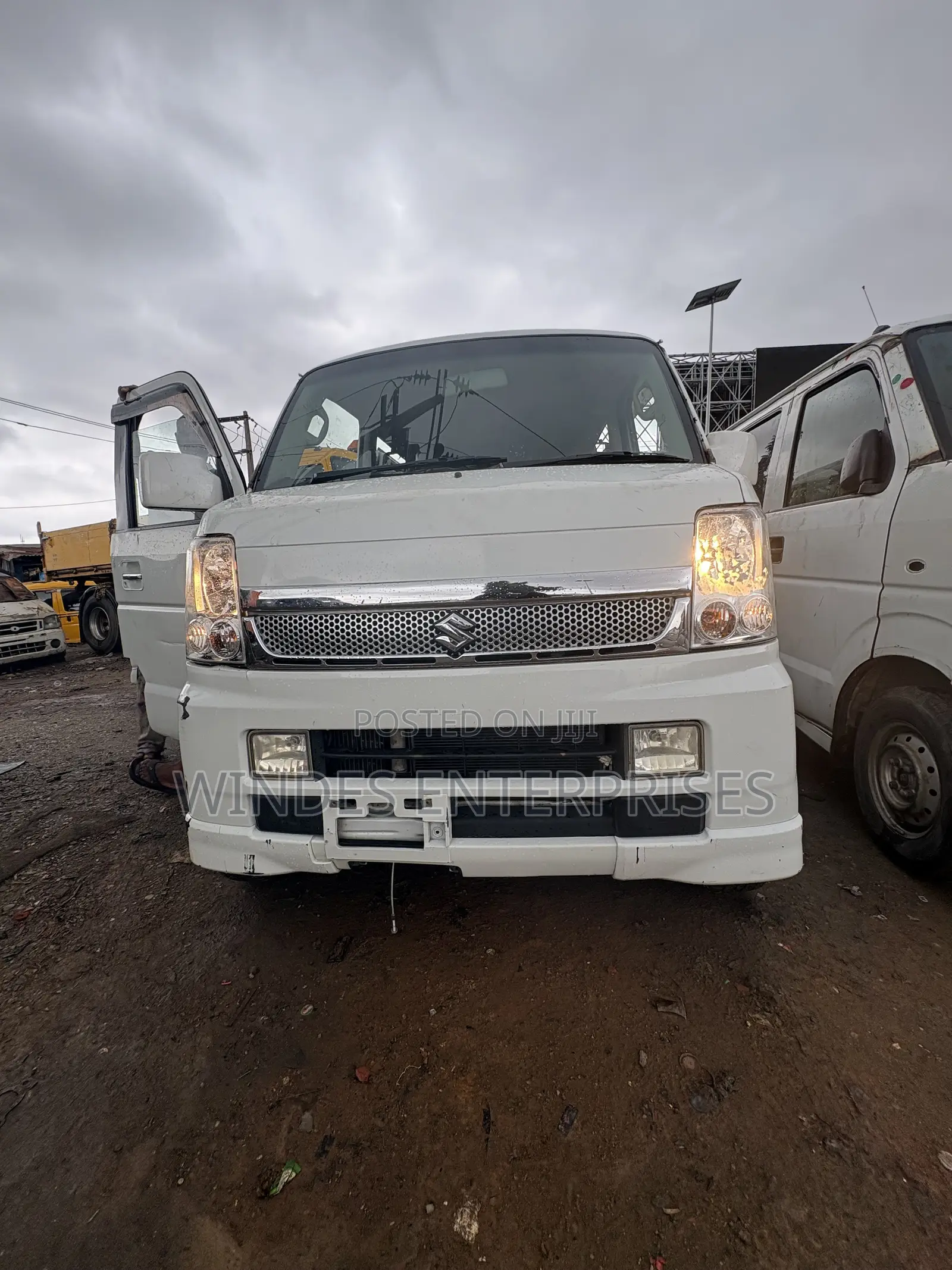 Suzuki Every 2015 White