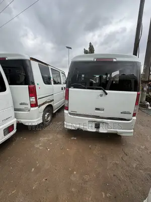 Suzuki Every 2015 White