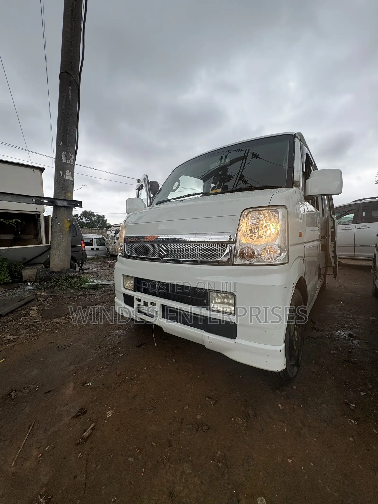 Suzuki Every 2015 White