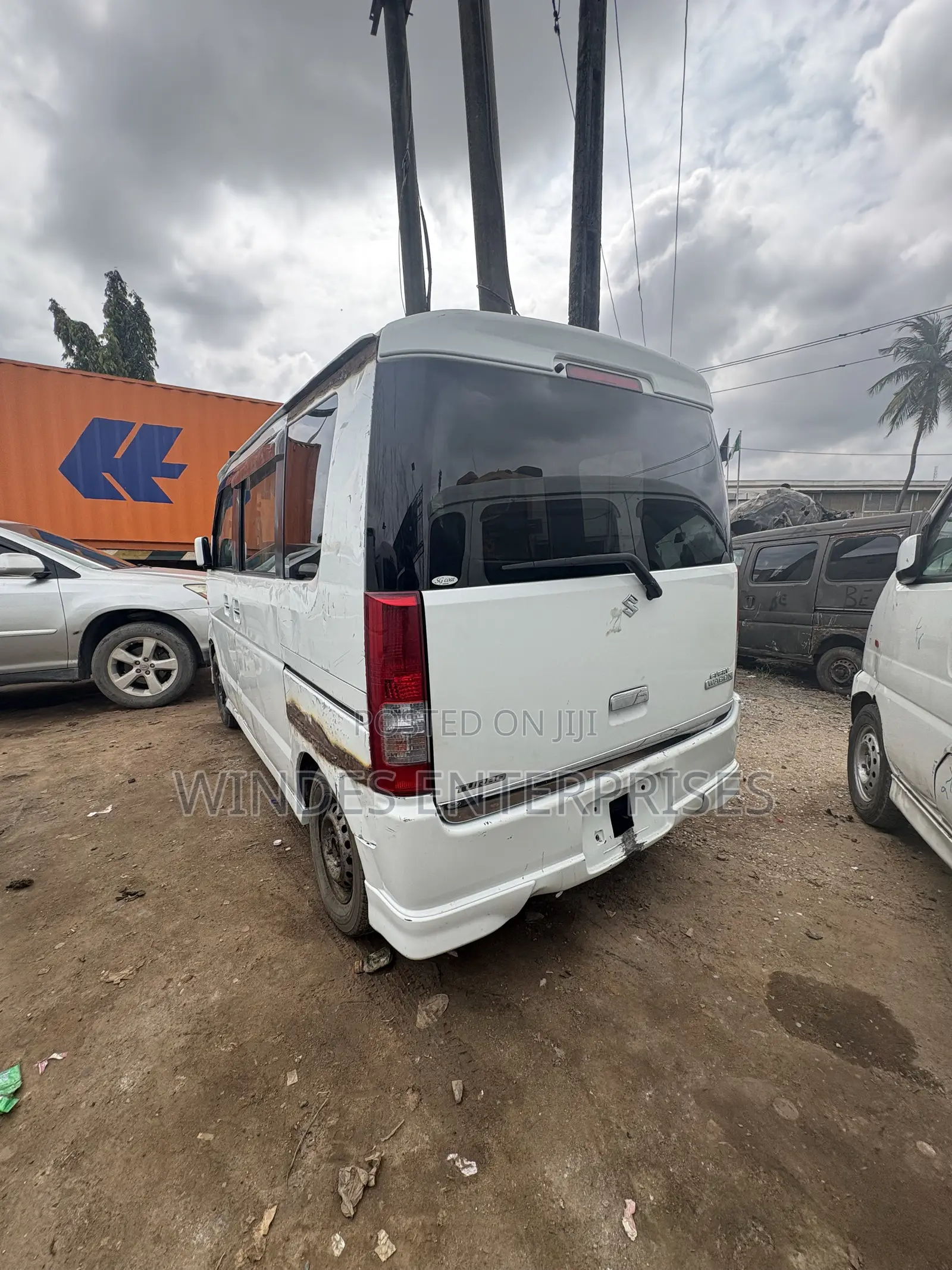 Suzuki Every 2015 White