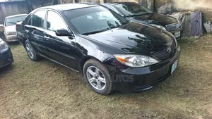 Toyota Camry LE 4dr Sedan (2.4L 4cyl 5M) 2003 Black