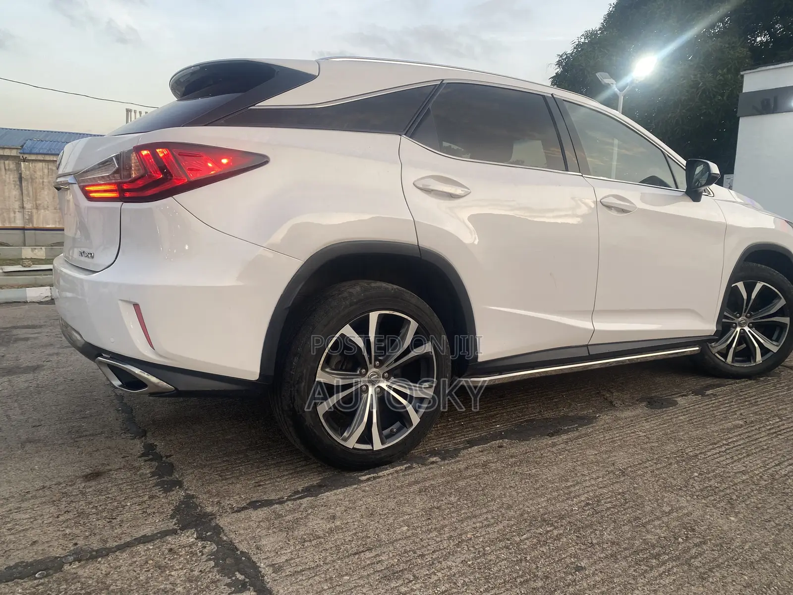 Lexus RX 350 AWD 2017 White