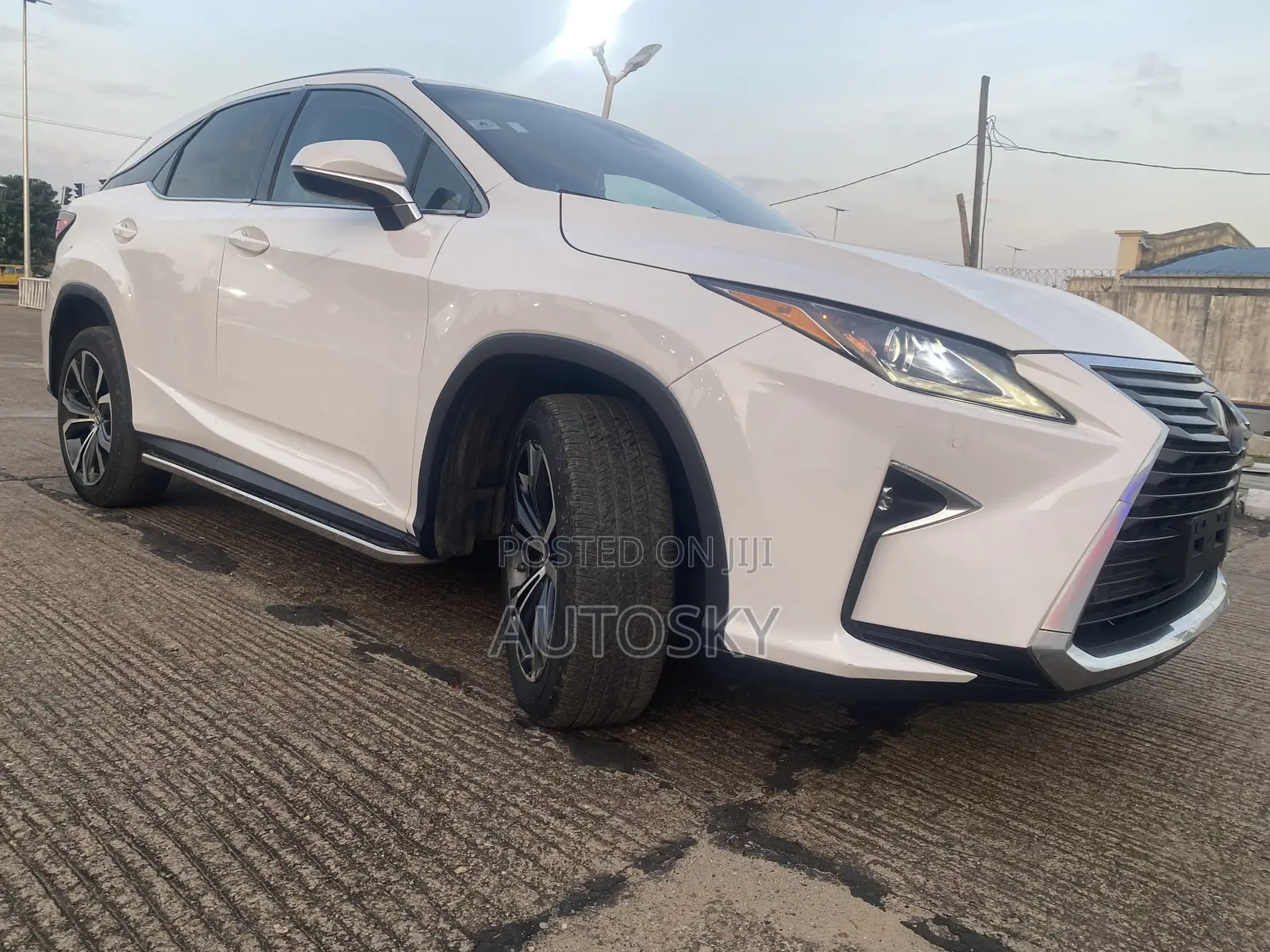 Lexus RX 350 AWD 2017 White