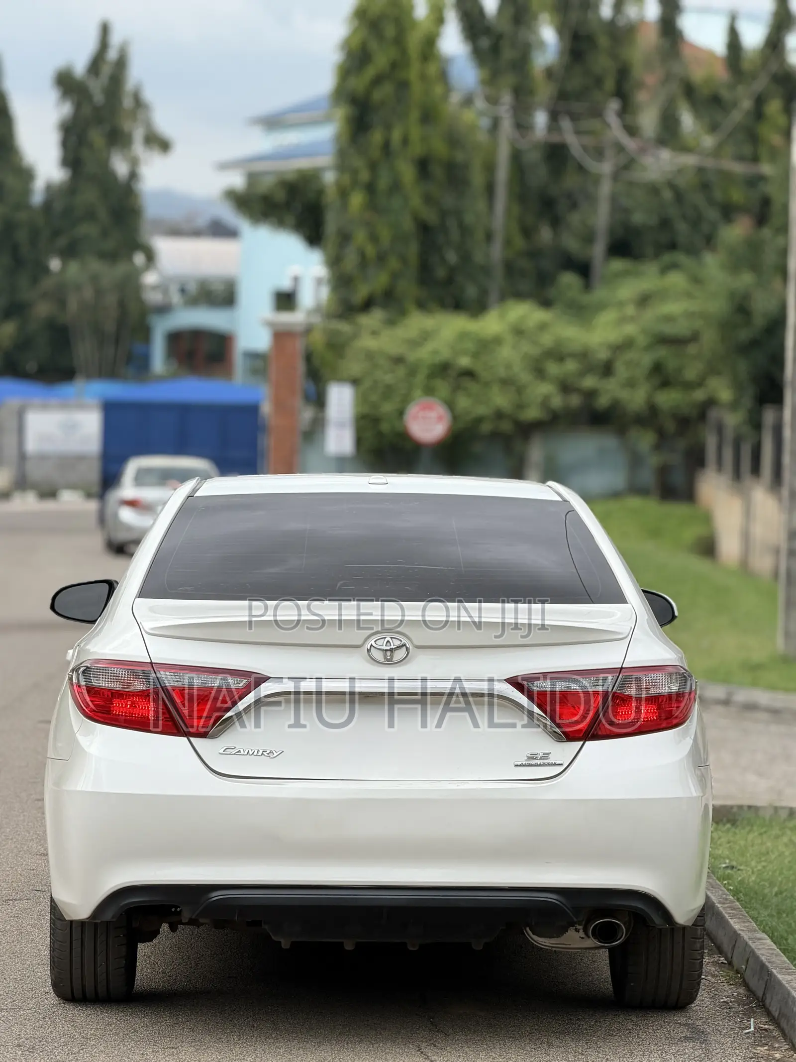 Toyota Camry 2016 White