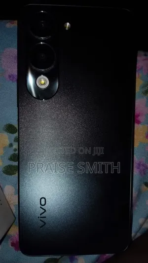 Vivo Y04 128 GB Black